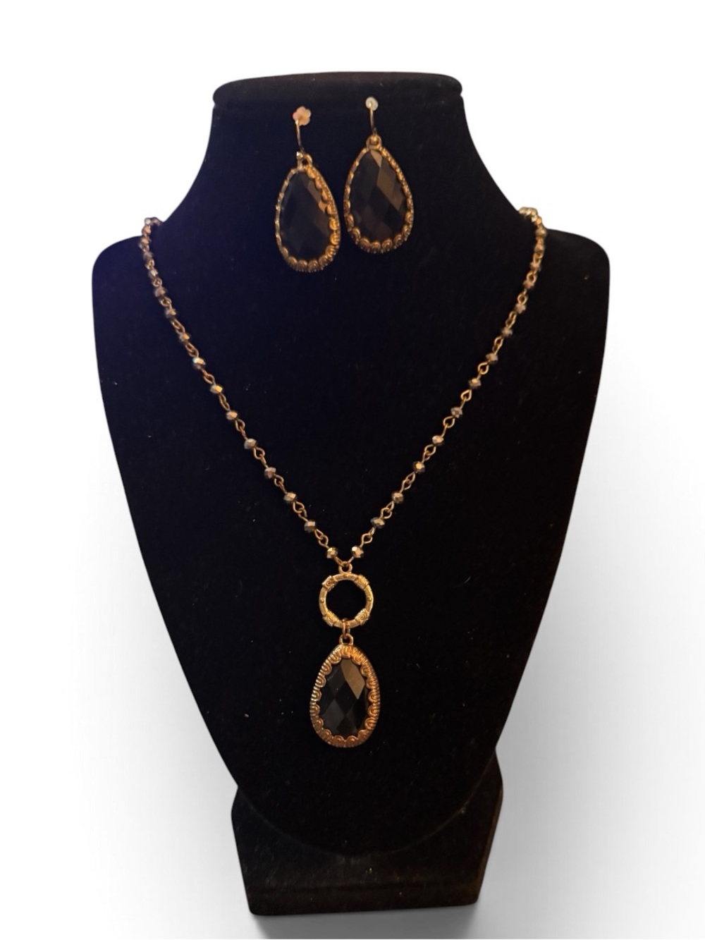 Gold-Tone Teardrop Necklace & Earring Set - Purple Crystal